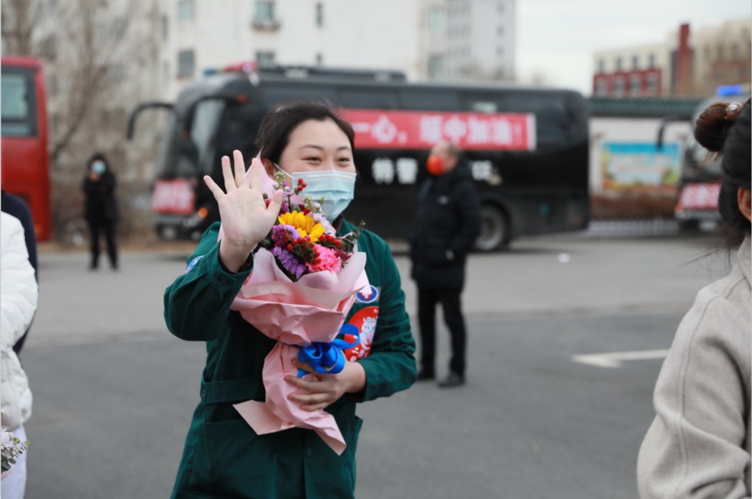 春暖花開，英雄歸來！葫蘆島市第二人民醫(yī)院支援綏中醫(yī)療隊凱旋而歸~(圖9)